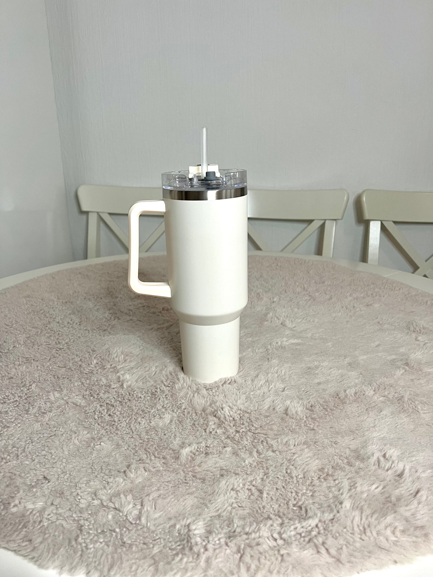 Personalisierter isolierter Edelstahlbecher – Lasergravur